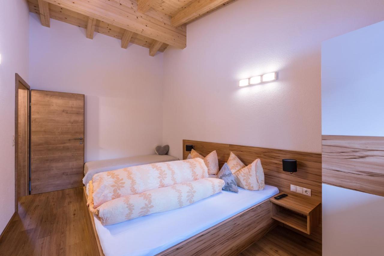 Gaestehaus Runhof Längenfeld Chambre photo