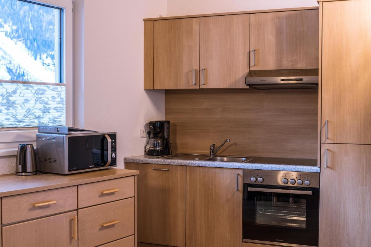 Gaestehaus Runhof Längenfeld Chambre photo